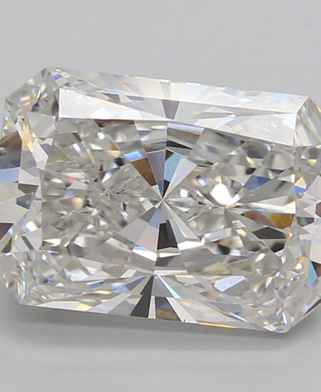 5,02 Carat Radiant Lab Grown